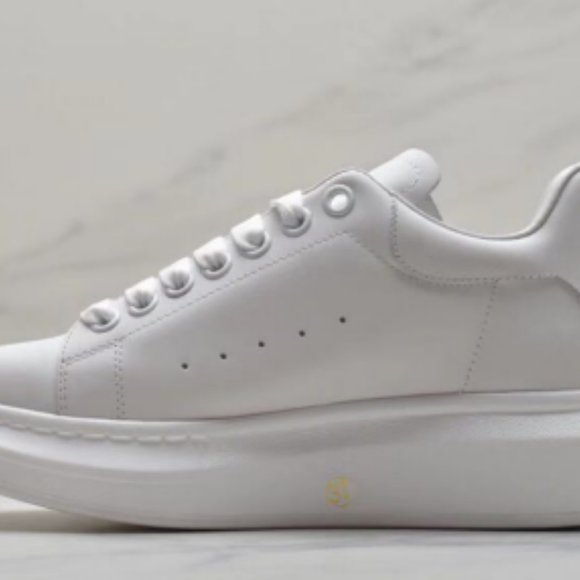 Alexander McQueen Sports shoes, women's  white - Picture 4 of 7